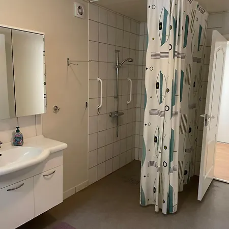 In Brons Apartament *