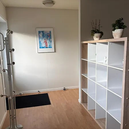 In Brons Apartament *